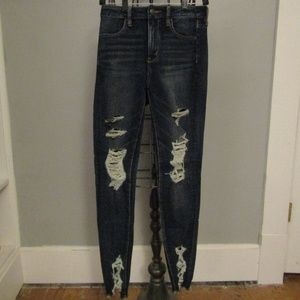 Distressed Skinny Jeans
